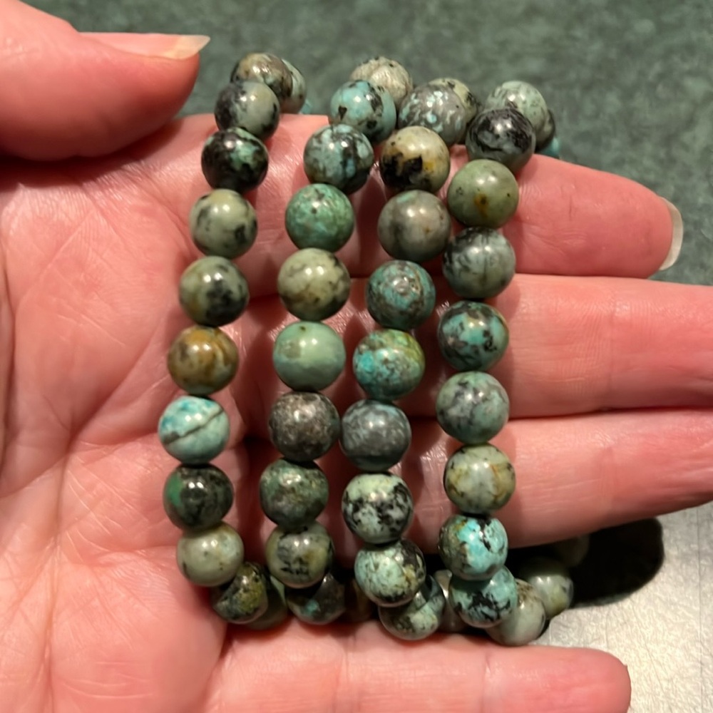 African Turquoise (one) 8mm